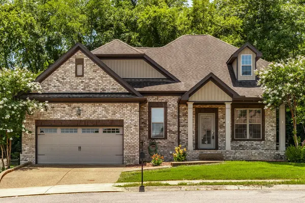 129 Otter Glenn Dr, Hendersonville, TN 37075