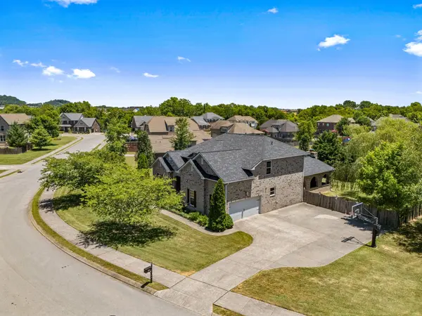 4024 Pendleton Dr, Spring Hill, TN 37174