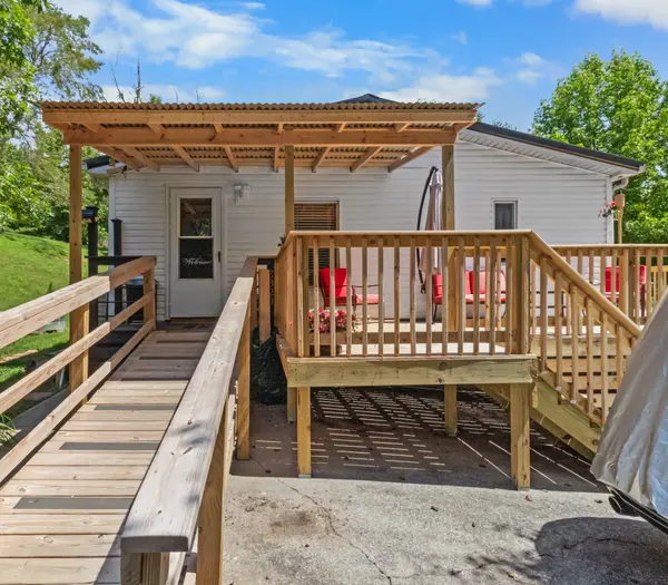 3320 Jarrell Ridge Rd, Clarksville, TN 37043