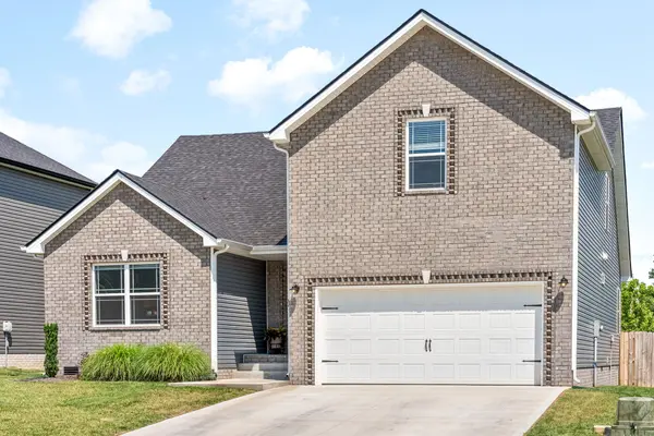 924 Burley Barn Rd, Clarksville, TN 37042