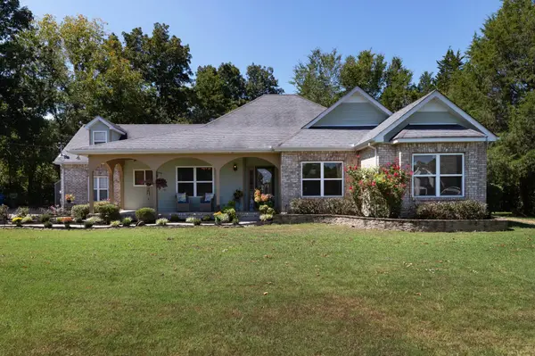 906 W Sagefield Drive, Smyrna, TN 37167