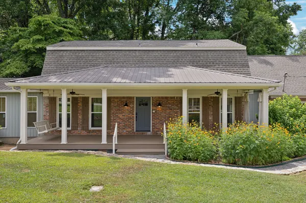 16 Camper Creek Rd, Fayetteville, TN 37334