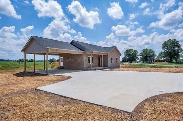 539 Old Florence Pulaski Rd, Leoma, TN 38468