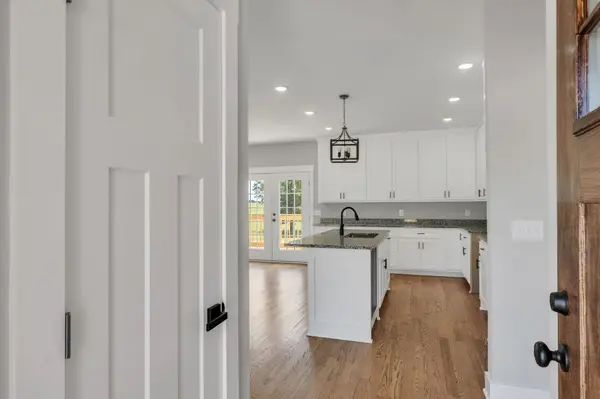 539 Old Florence Pulaski Rd, Leoma, TN 38468
