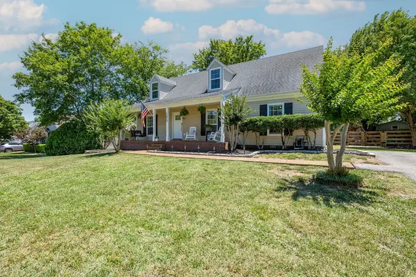 2859 Maple Cir, Thompsons Station, TN 37179