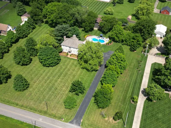 7155 Old Zion Rd, Columbia, TN 38401