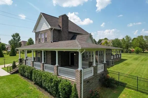 239 Grandview Cir, Gallatin, TN 37066