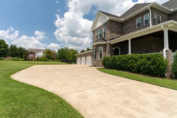 239 Grandview Cir, Gallatin, TN 37066