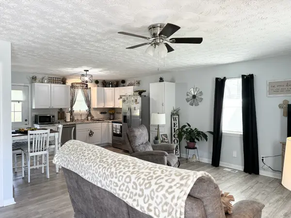 1518 W Main St, Dowelltown, TN 37059