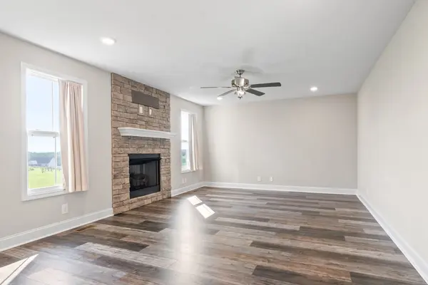 4127 Liverworth Rd, Southside, TN 37171