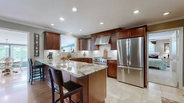 1112 Sunset Dr, Gallatin, TN 37066