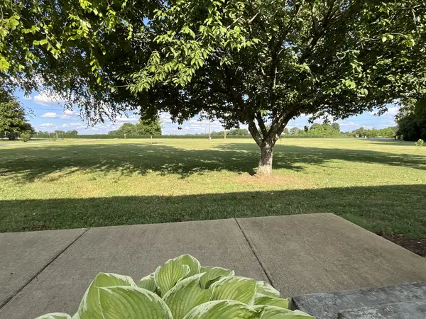 1150 Kingwood Ln, Rockvale, TN 37153