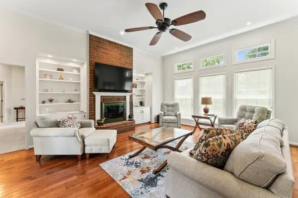 508 Adeles Gdns, Mount Juliet, TN 37122