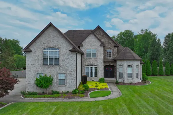661 Starpoint Dr, Gallatin, TN 37066