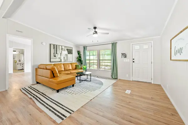 832 Balthrop Rd, Chapmansboro, TN 37035