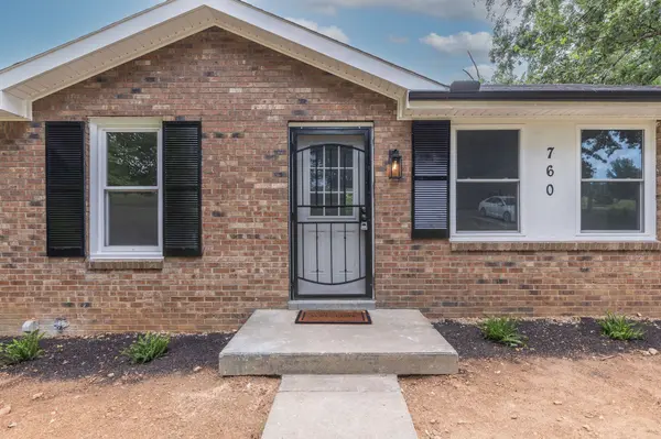 760 Tommy Oliver Rd, Clarksville, TN 37042