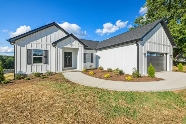 4595 Window Cliff Rd, Baxter, TN 38544