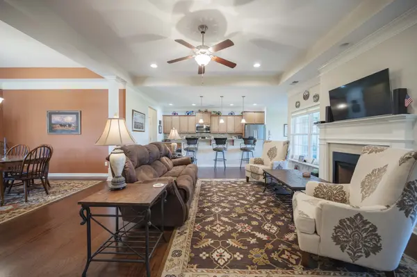 2410 Bridgeway St, Murfreesboro, TN 37128