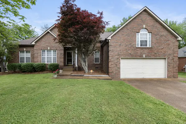 2726 New Port Royal Rd, Thompsons Station, TN 37179
