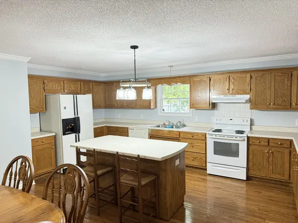 102 10th Ave #NW, Winchester, TN 37398