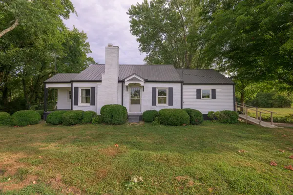 1526 Old Center Church Rd, Shelbyville, TN 37160