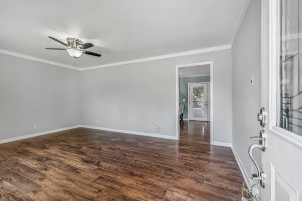 140 Vulco Dr, Hendersonville, TN 37075