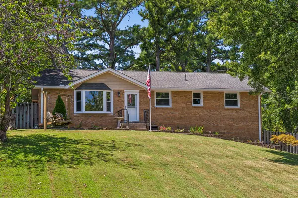 140 Vulco Dr, Hendersonville, TN 37075