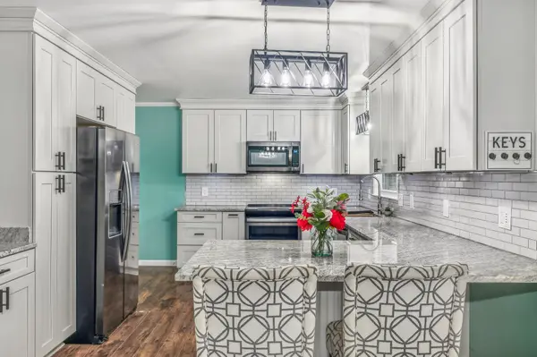 140 Vulco Dr, Hendersonville, TN 37075