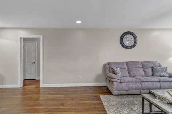 2145 Antioch Pike, Antioch, TN 37013