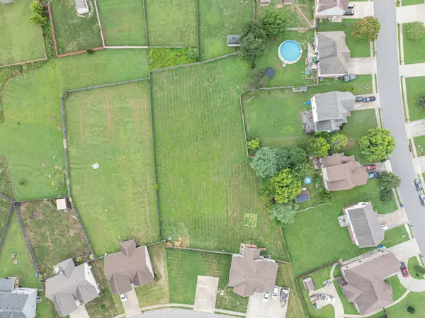 1721 Autumnwood Blvd, Clarksville, TN 37042