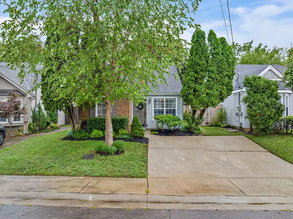 2332 Benay Rd, Nashville, TN 37214