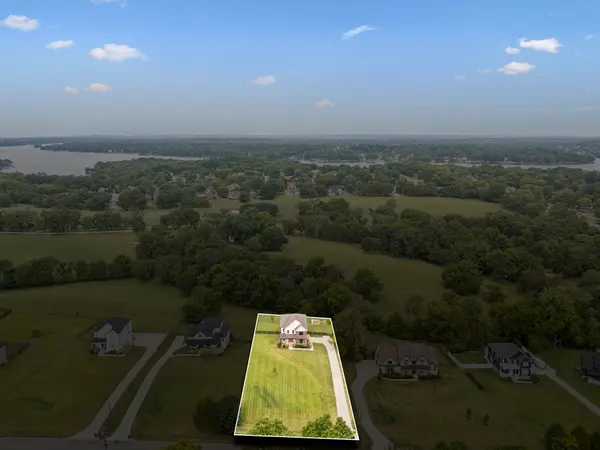 675 Saundersville Ferry Rd, Mount Juliet, TN 37122