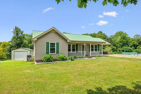 7010 Meadow Dr, Centerville, TN 37033