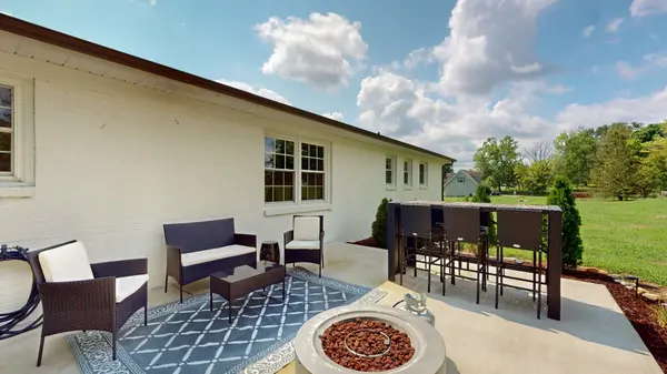309 Shadow Dr, Shelbyville, TN 37160