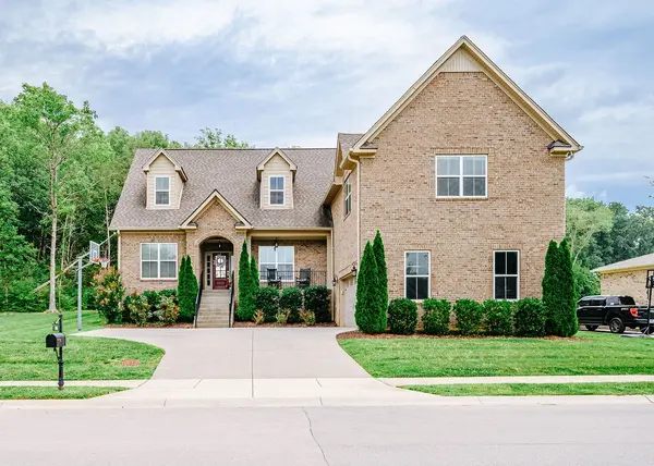 905 Redstone Ln, Nolensville, TN 37135