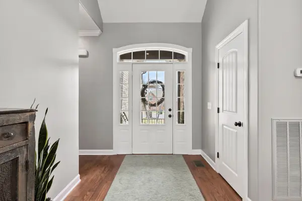 215 Bedrock Dr, White House, TN 37188