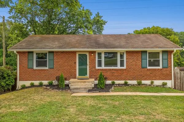 2210 Courtney Ave, Nashville, TN 37218