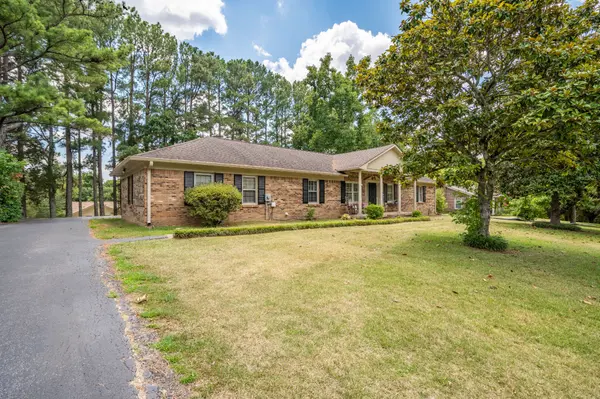 402 Formosa Dr, Columbia, TN 38401