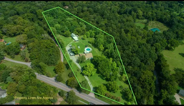 975 Old Lebanon Dirt Rd, Hermitage, TN 37076
