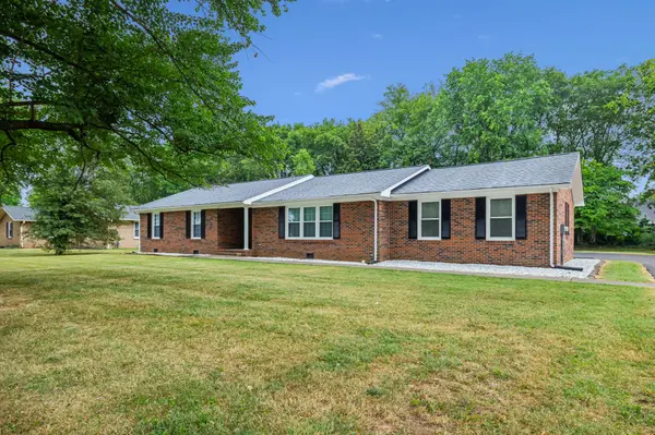 2293 Braxton Bragg Dr, Murfreesboro, TN 37129