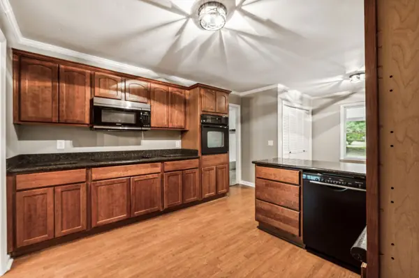 2293 Braxton Bragg Dr, Murfreesboro, TN 37129