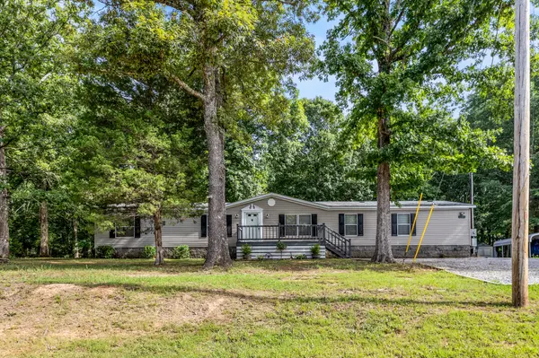 1033 Caps Ridge Rd, Dickson, TN 37055