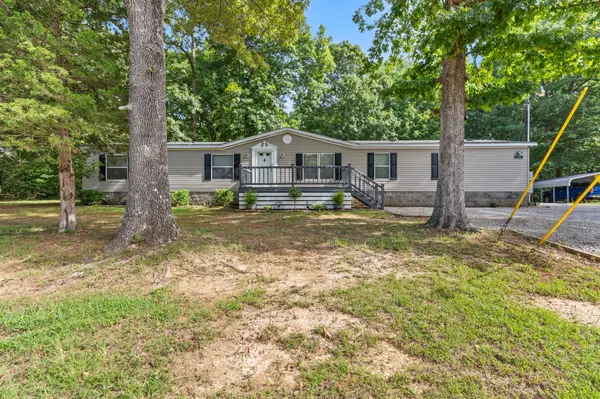 1033 Caps Ridge Rd, Dickson, TN 37055