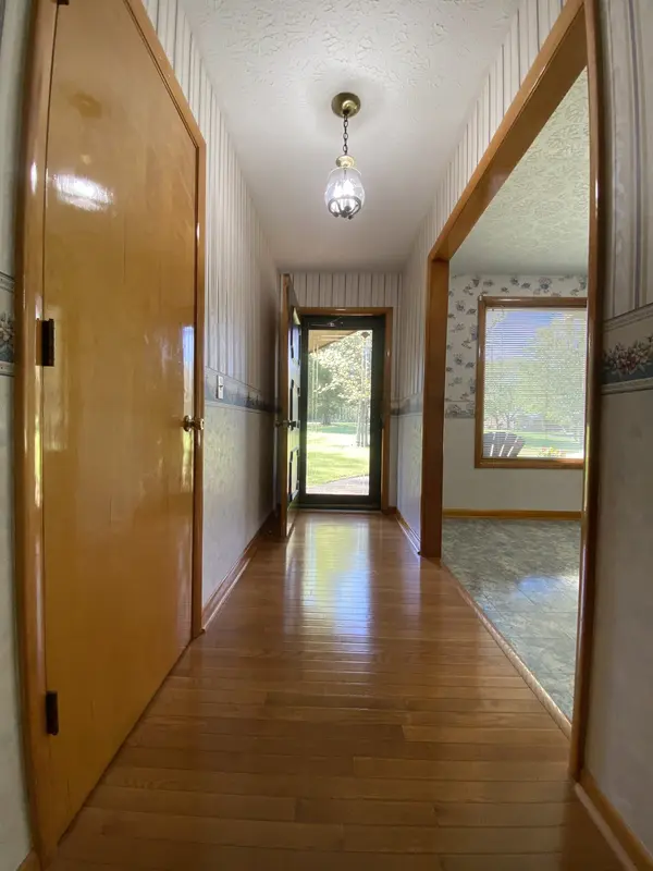 1031 Trainer Ave, Burns, TN 37029