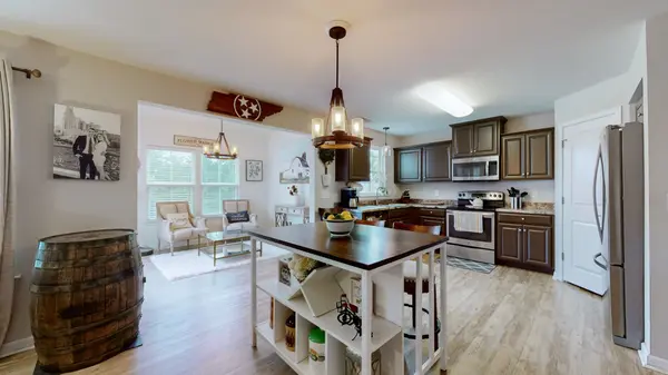 517 Parmley Dr, Nashville, TN 37207