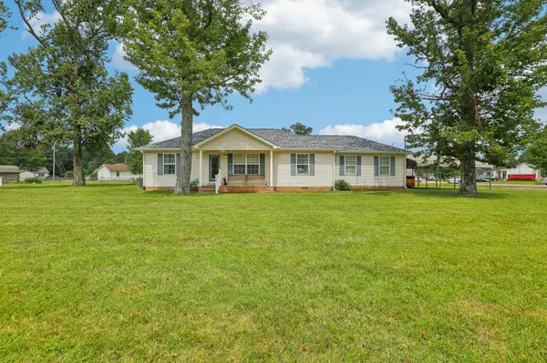 608 Birkenhead Dr, Christiana, TN 37037
