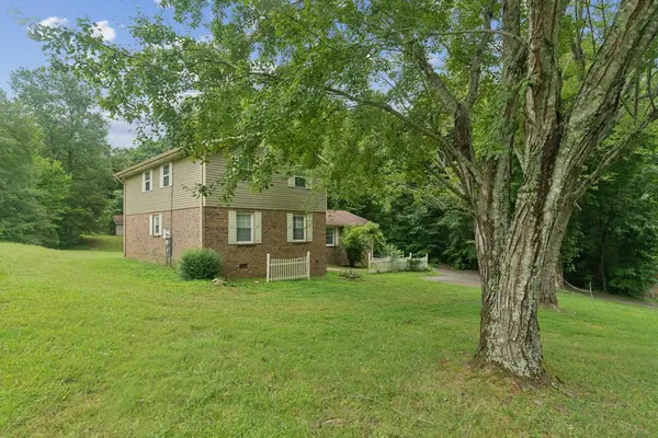 1059 Oakwood Rd, Joelton, TN 37080