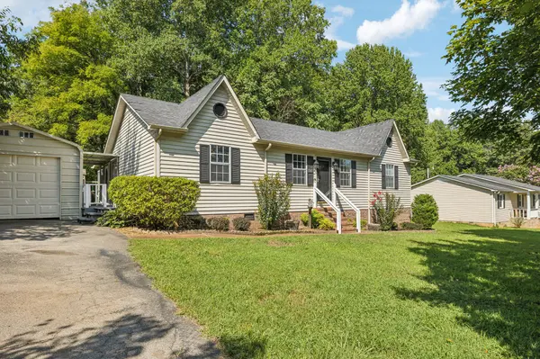 1767 Eastlake Dr, Cookeville, TN 38506