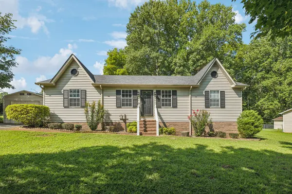 1767 Eastlake Dr, Cookeville, TN 38506