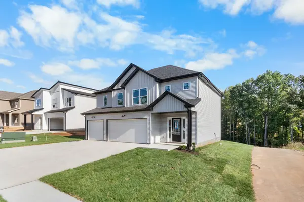 1224 Boulder Pass Rd, Clarksville, TN 37040